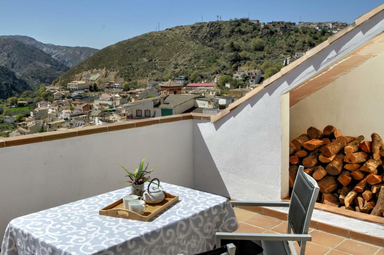 Atico Con Chimenea En Sierra Nevada-Gueejar Sierra Leilighet Eksteriør bilde